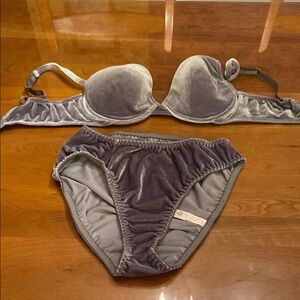 Victoria's Secret Velvet Bra in Soft Gray